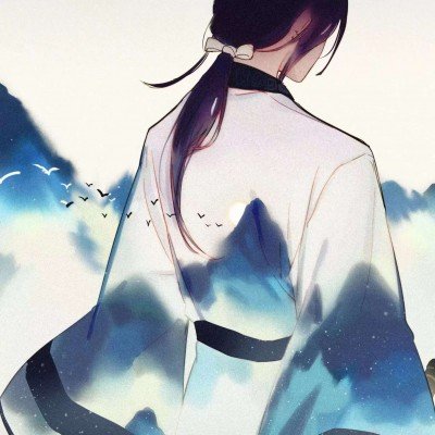 游客遭无人机喷药